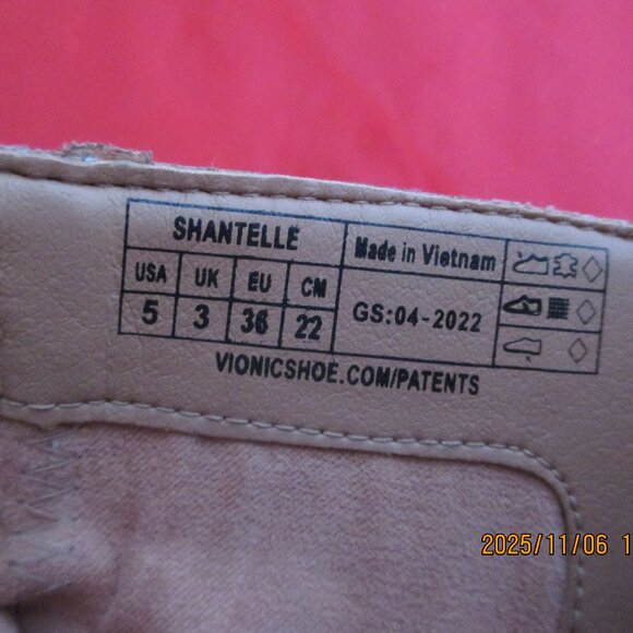 Vionic Shantelle Nubuck Heels Ankle Boots $170 - US Size 5 - Wheat - 1400 - Picture 9 of 10